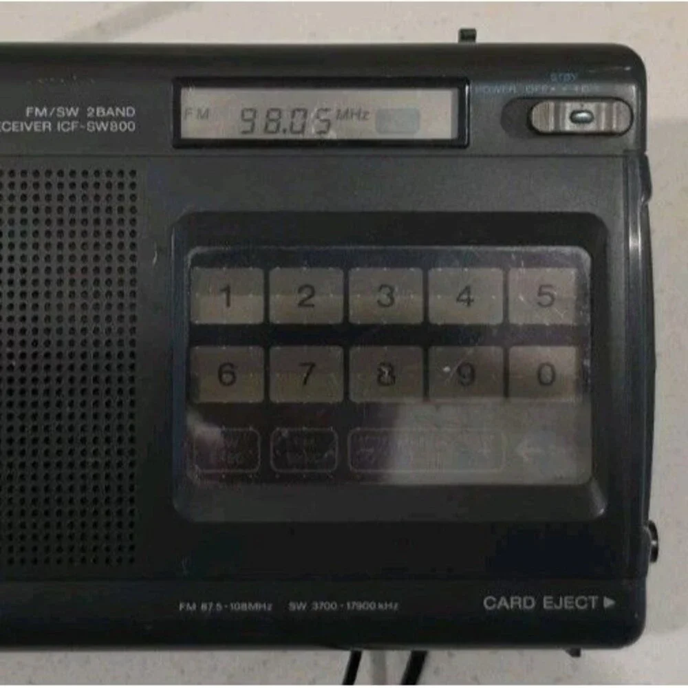 Sony ICF-SW800 FM SW 2 Band Short Wave Radio